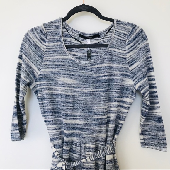 Adorable Knit Dress with tie belt - Picture 4 of 8